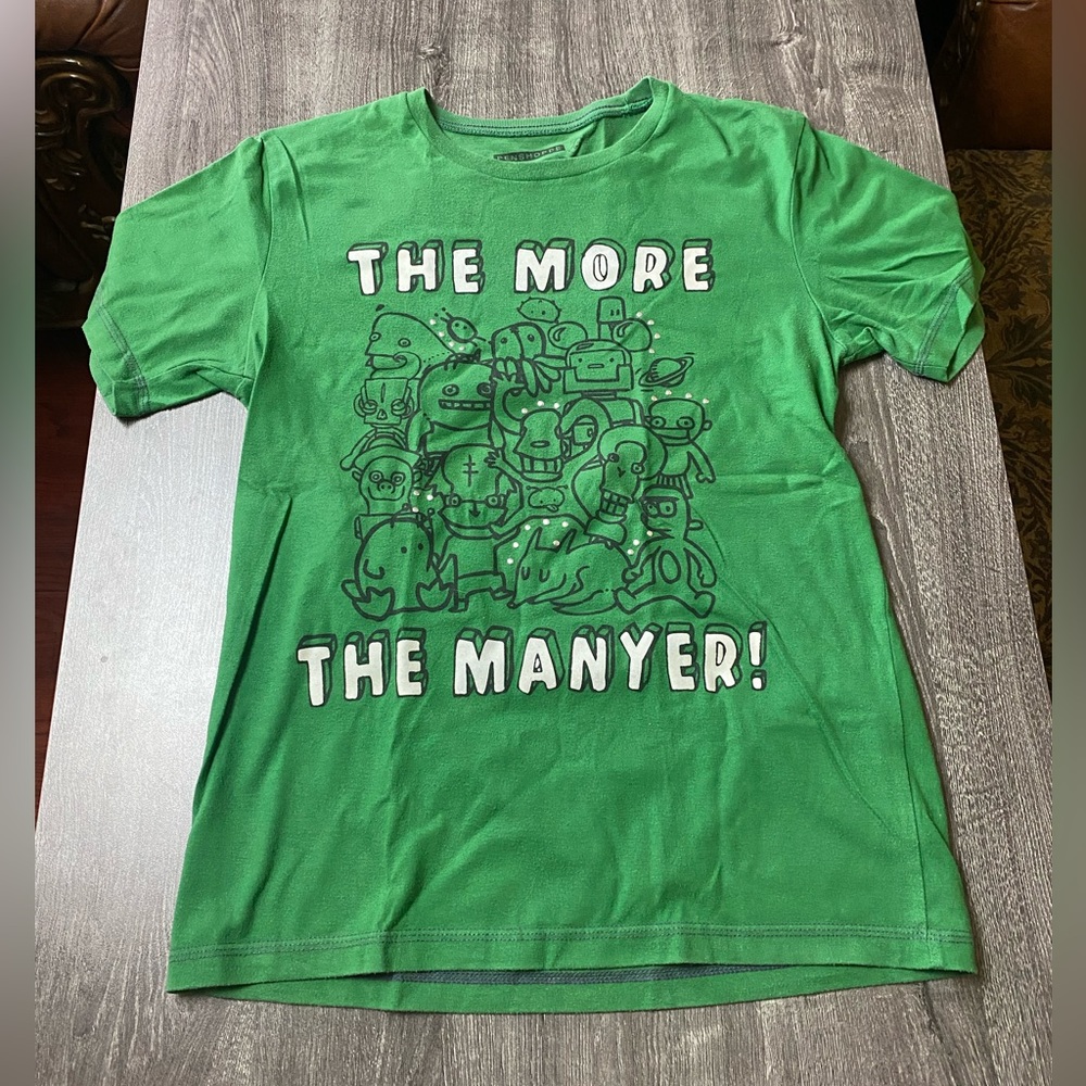 Penshoppe Men Green Graphic Tee